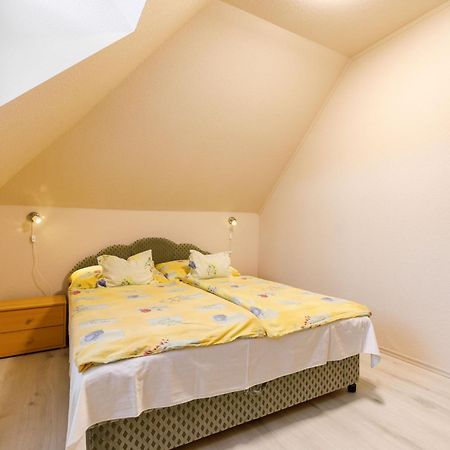 Holiday Home Narcisse By Interhome Balatonszarszo Bagian luar foto