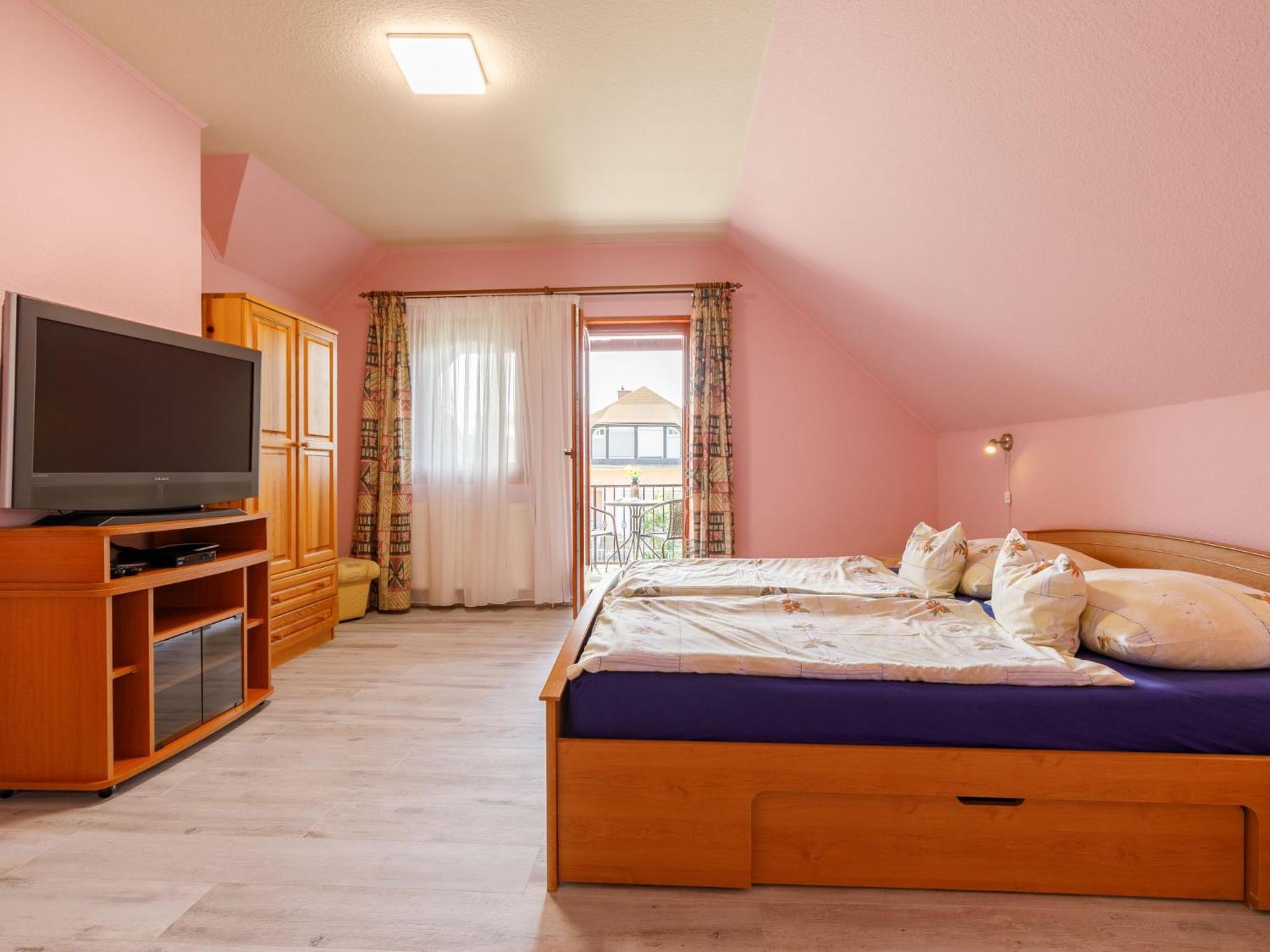 Holiday Home Narcisse By Interhome Balatonszarszo Bagian luar foto